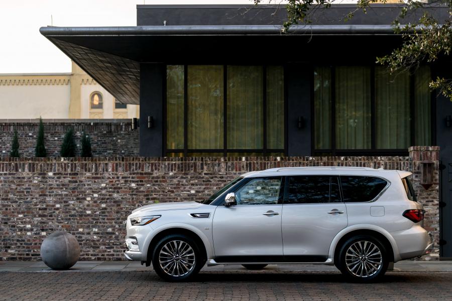  Infiniti QX80 5.6 2018 года  (фото 83 из 117)